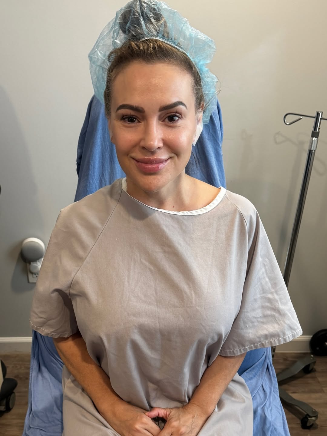 Alyssa Milano removes breast implants to reclaim authentic self
