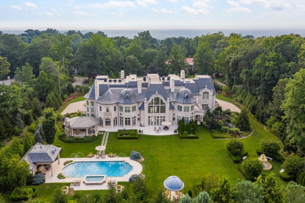 Alpine ‘Chateau de la Roche’ sells for $17.7 million, New Jersey’s priciest home deal in three years