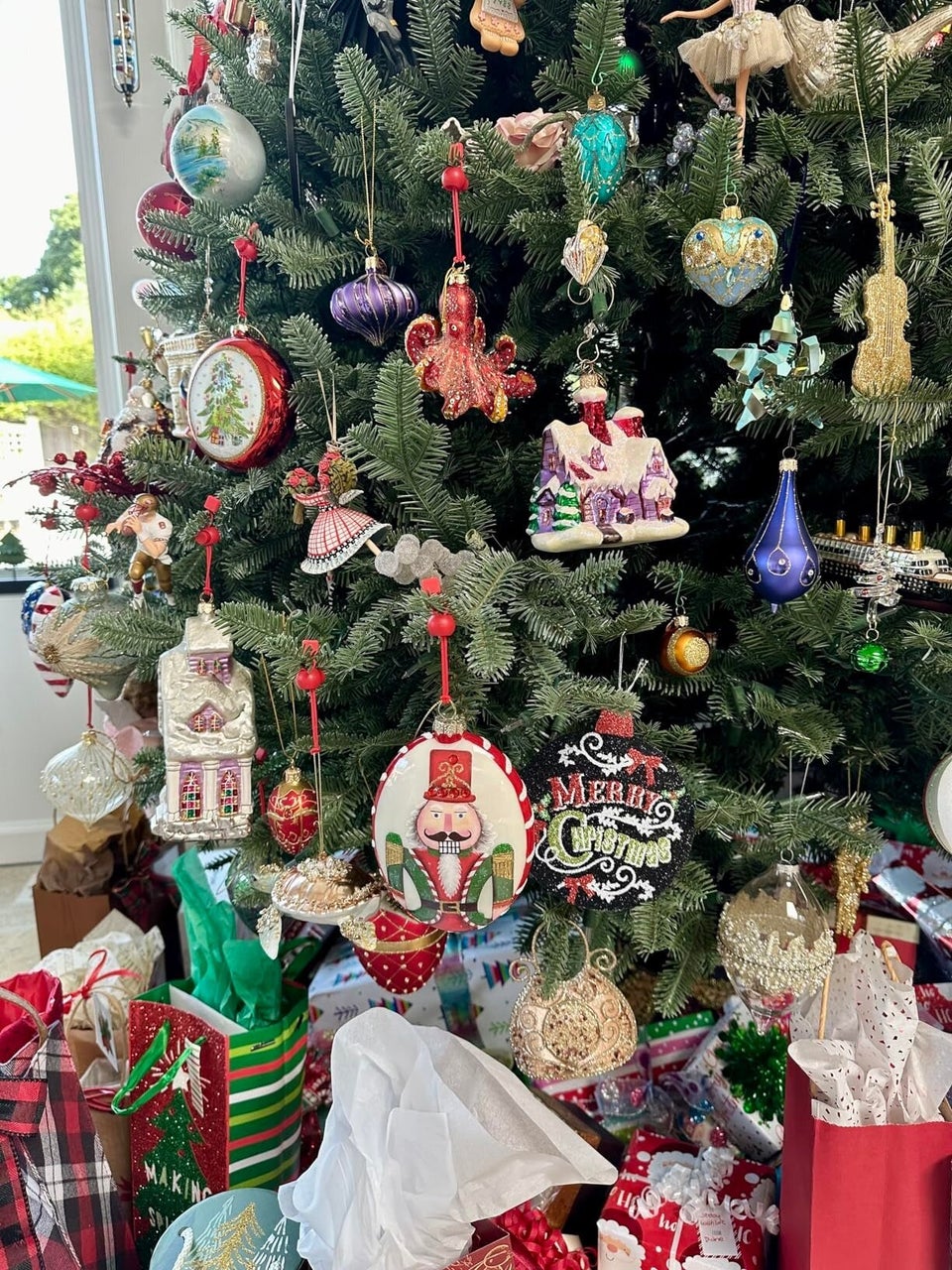 Party-friendly gadget lineup image