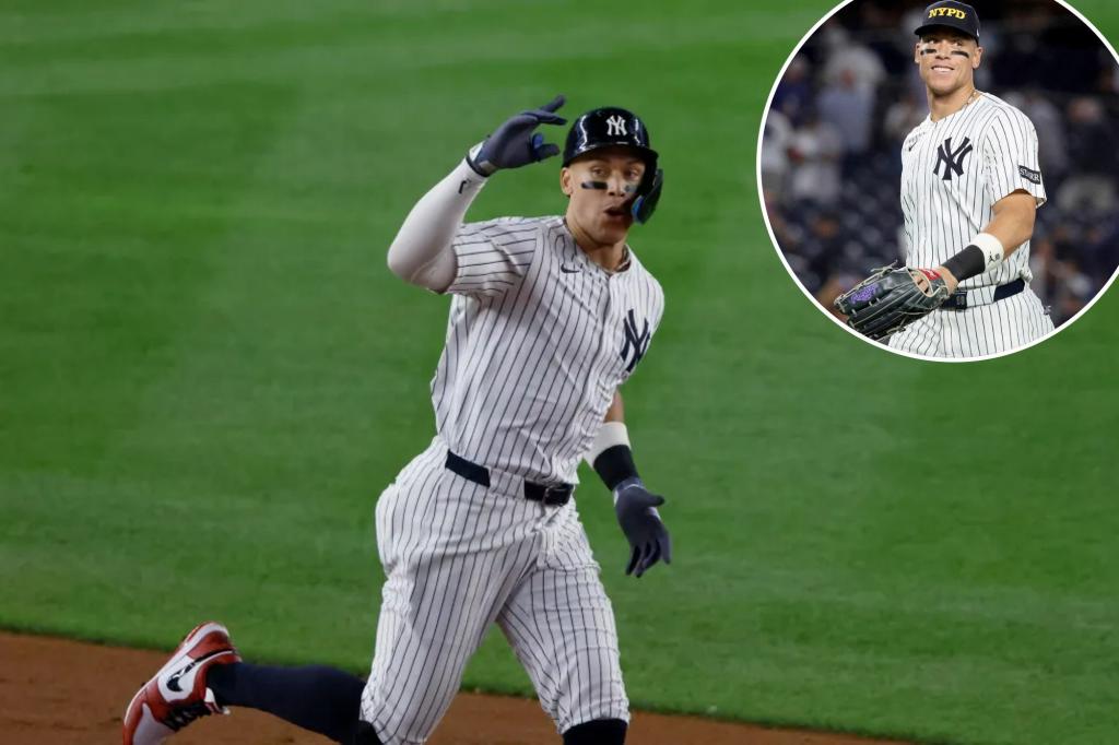 Aaron Judge hits two homers, ties Joe DiMaggio as Yankees rout Tigers 9-3
