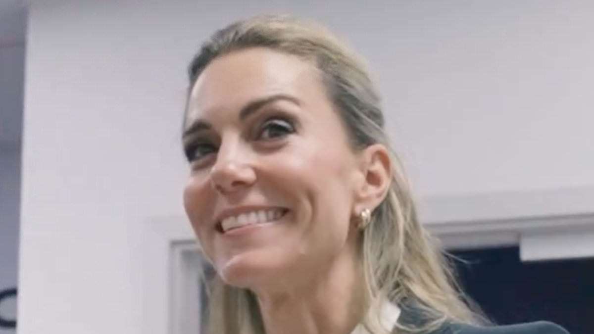 Princess of Wales Surprises Wallaroos in Locker Room After England Win at Women’s Rugby World Cup