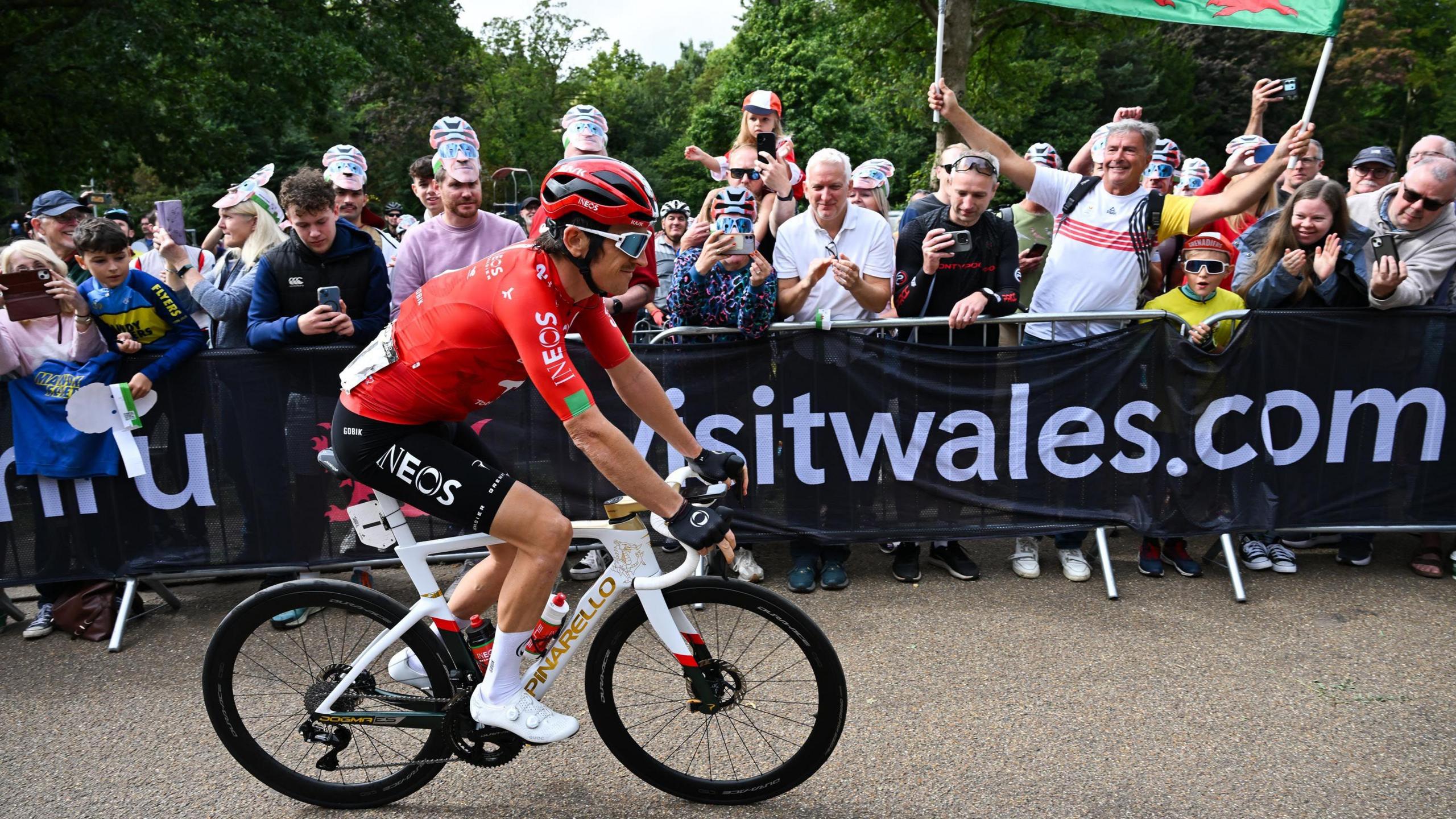 Thousands Expected to Line South Wales for Geraint Thomas’s Final Race