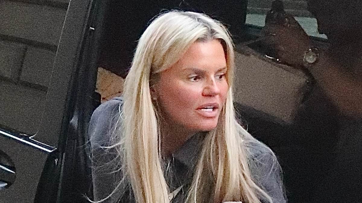 Kerry Katona, Paolo Margaglione and Katie Price meet fans in Bradford amid tell-all tour