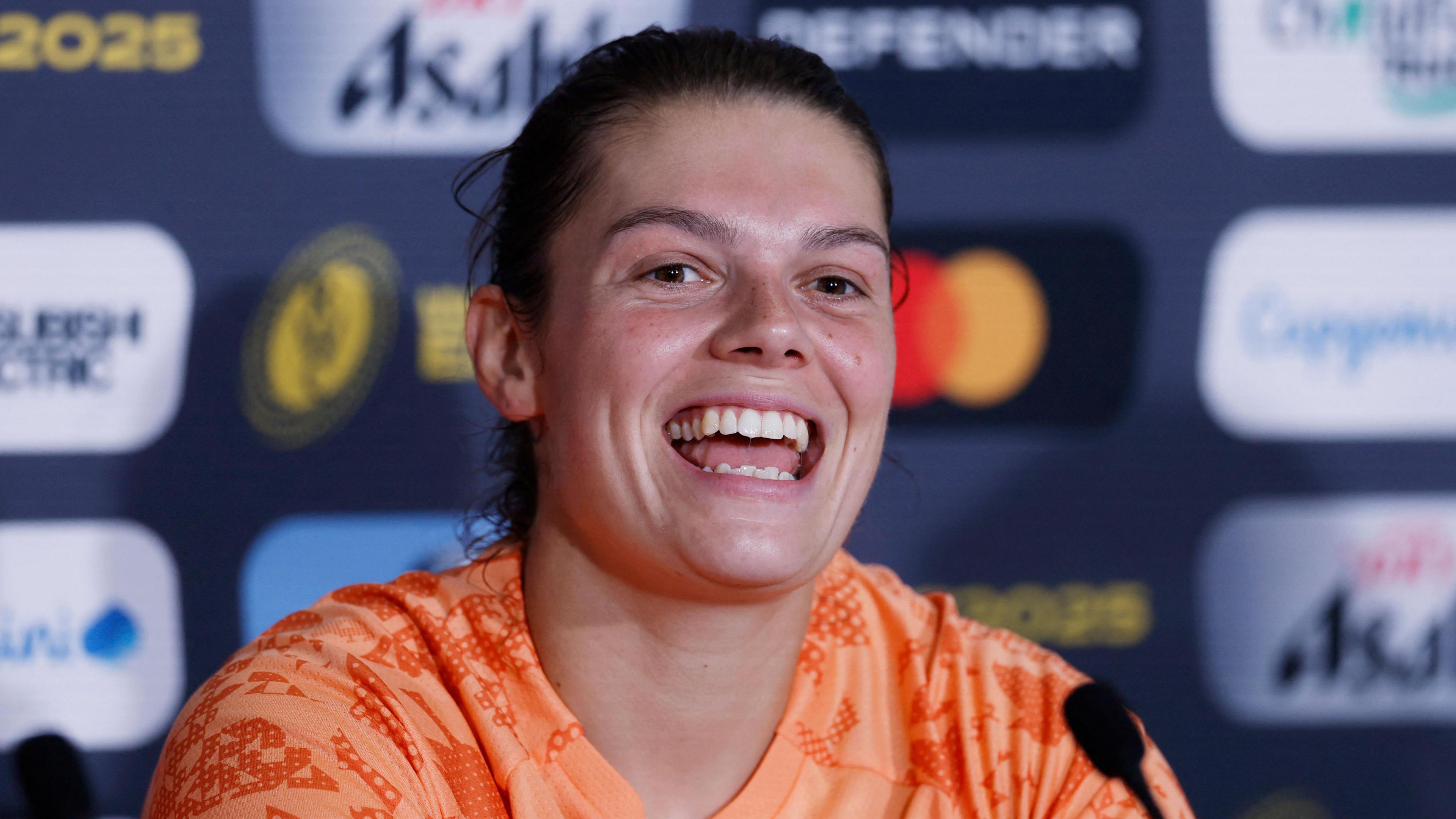 Rowland, who has also represented Great Britain at Sevens at the Olympics, has won 43 caps since making her debut for England in 2020