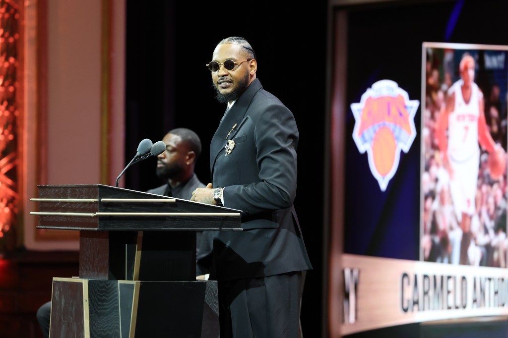 Carmelo Anthony smiles during the Basketball Hall of Fame ceremony