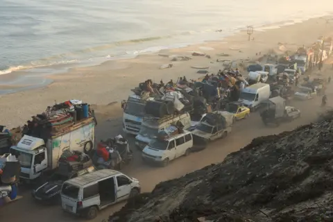 Prolonged crisis context