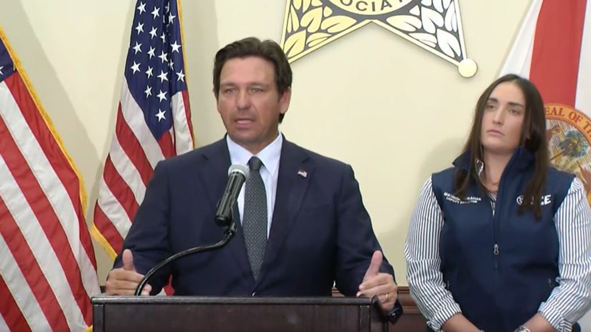 DeSantis with ICE officials in Tallahassee