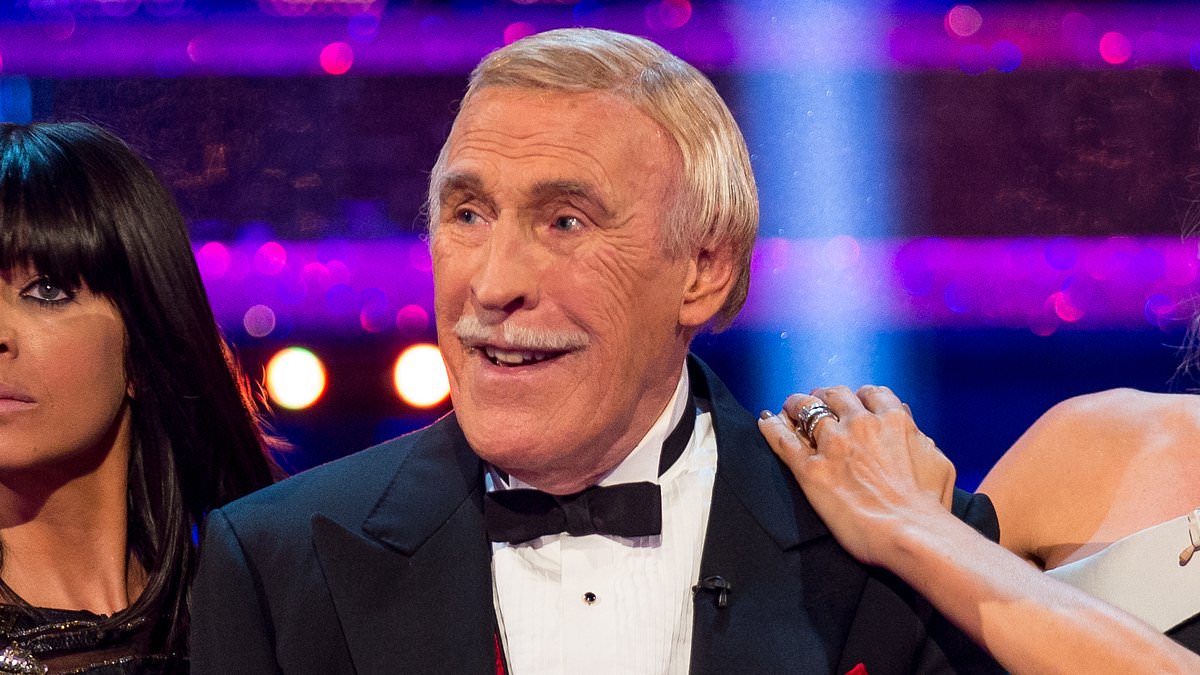 Bruce Forsyth’s Ghost Said to Haunt London Palladium, Paranormal Expert Claims