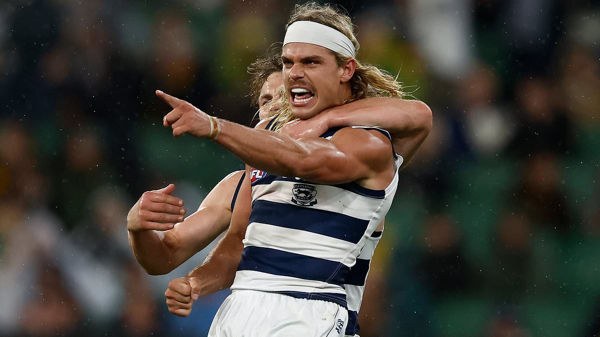 Geelong into AFL Grand Final as Smith seals win; AFL boss makes cheeky dig at Smith–Hembrow romance in front of PM