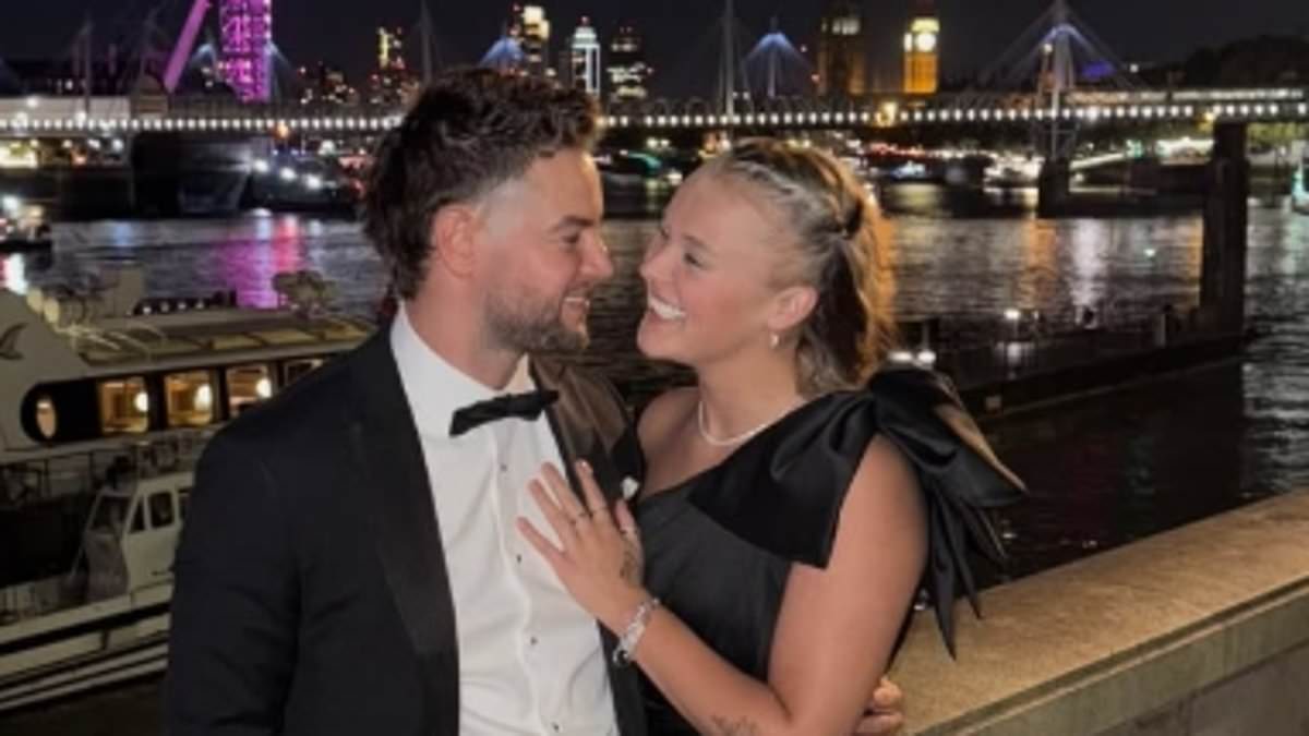 JoJo Siwa says relationship with Chris Hughes does not erase her past same-sex romances