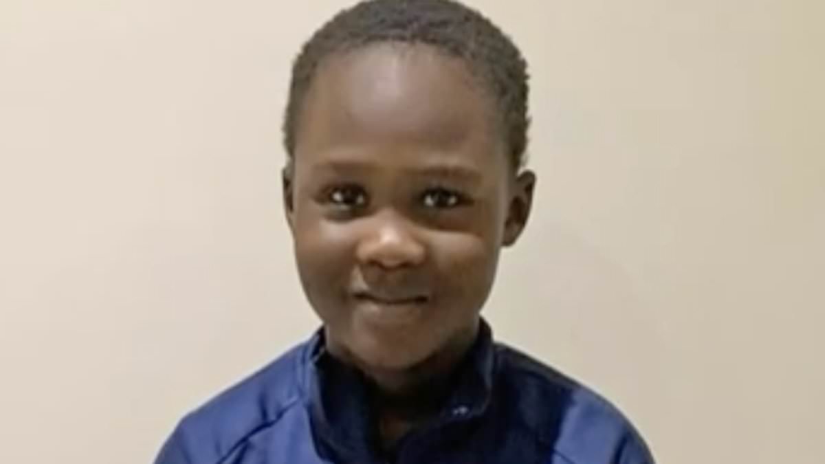 12-year-old Chol Achiek farewelled in Melbourne as investigation into machete attack continues