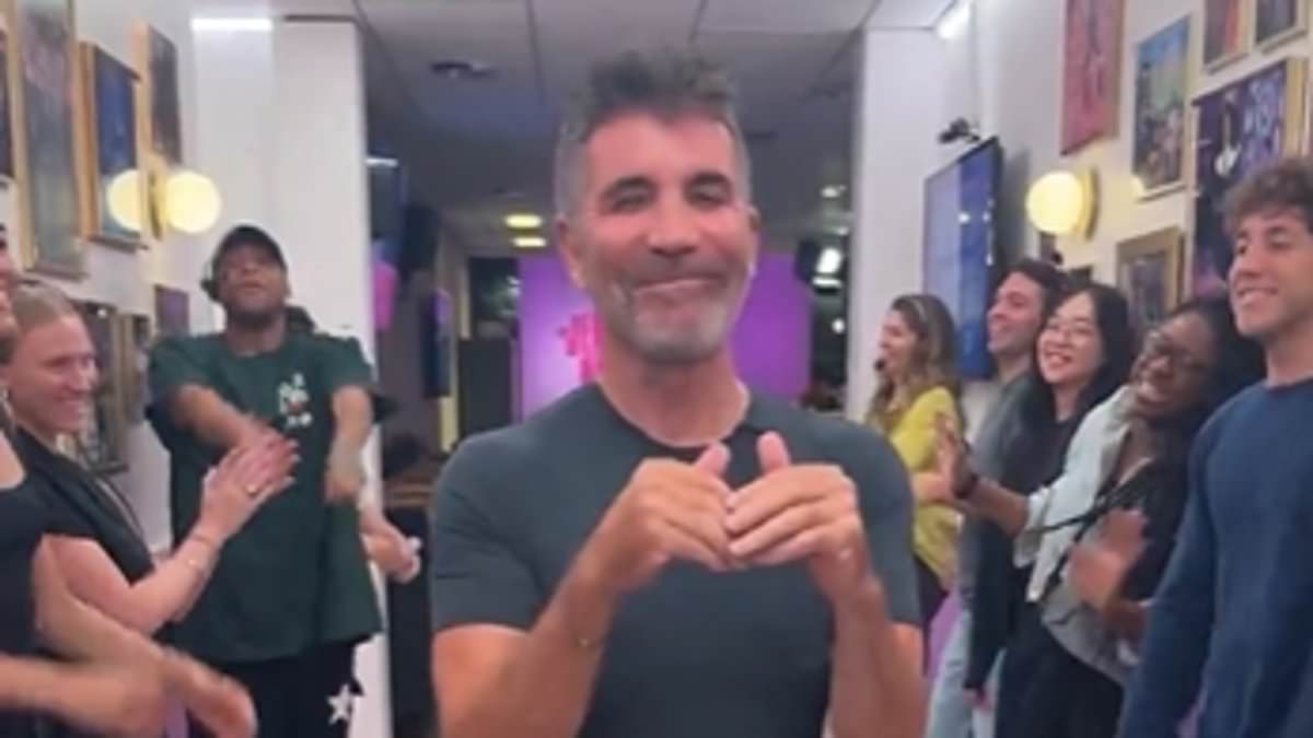 Simon Cowell says he absolutely loved spirit tunnel entrance on Jennifer Hudson Show amid online mockery of his clapping
