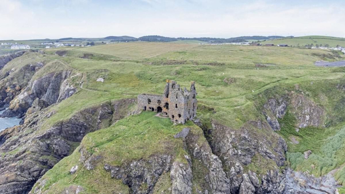 German Millionaire's 12th-Century Scottish Castle Listed for £100,000