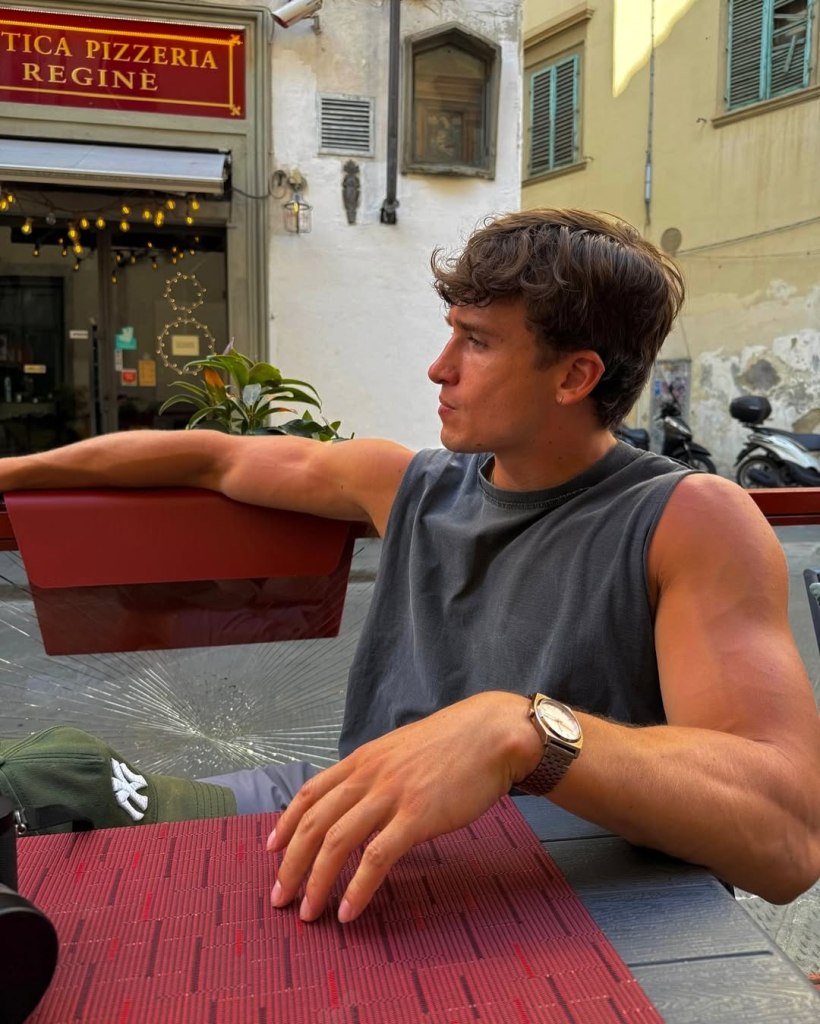 Olivia Wilde and Caspar Jopling in London