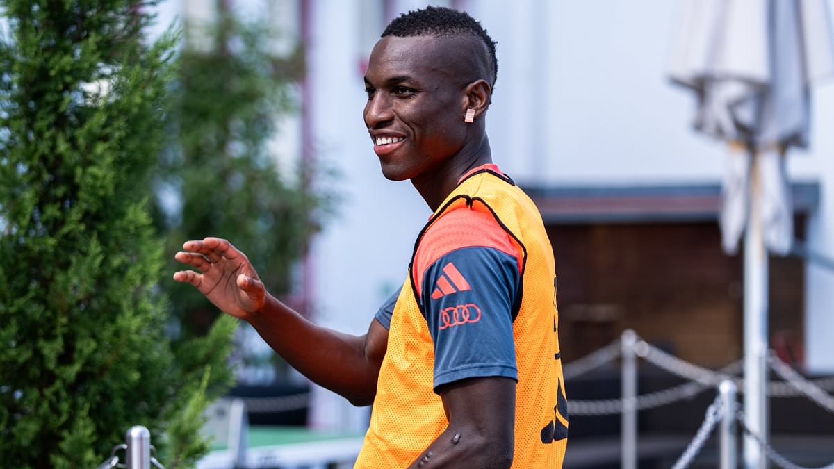 Paul Merson criticises Chelsea over Nicolas Jackson exit and suggests Newcastle should have signed him