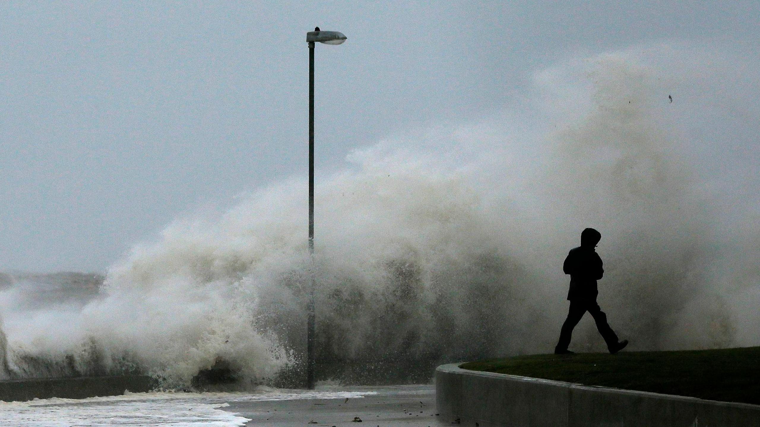 Hurricane Gabrielle Could Reach the UK This Weekend as Forecasts Diverge