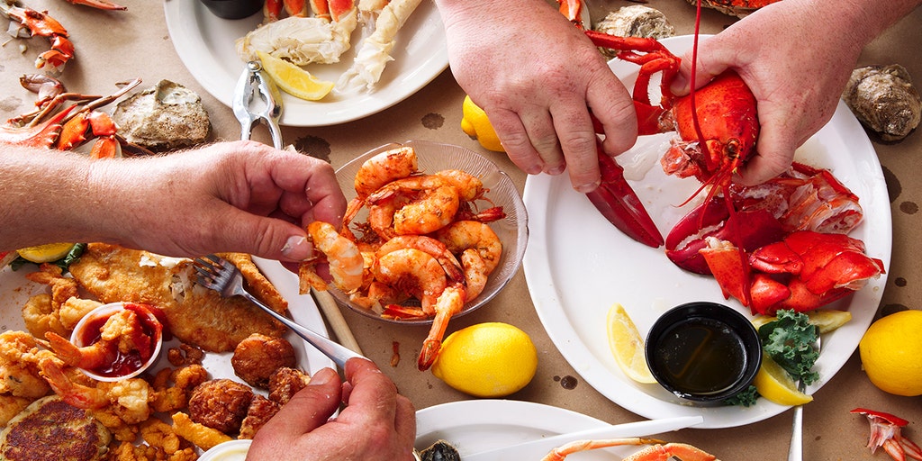 Red Lobster Leans on Nostalgia and Bargains as It Seeks Turnaround