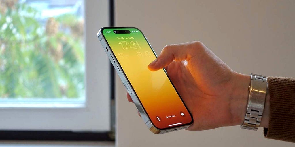 Scammers exploit iCloud Calendar invitations to deliver phishing, bypass filters