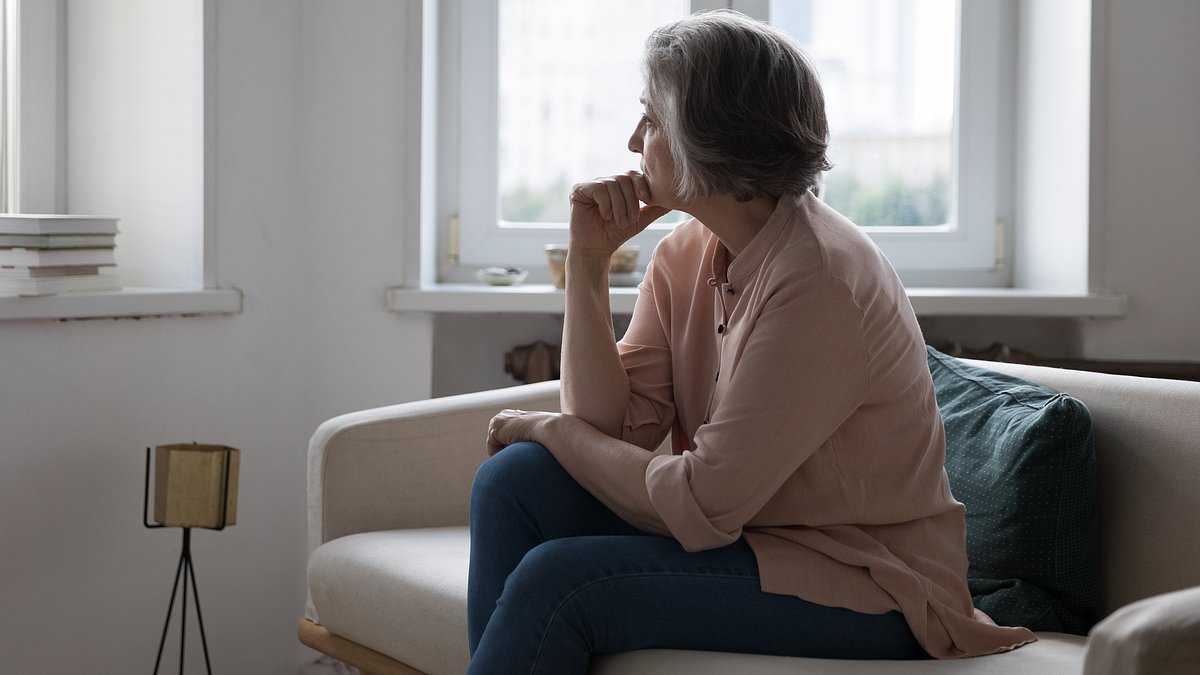 Six midlife mood changes linked to higher dementia risk, study finds