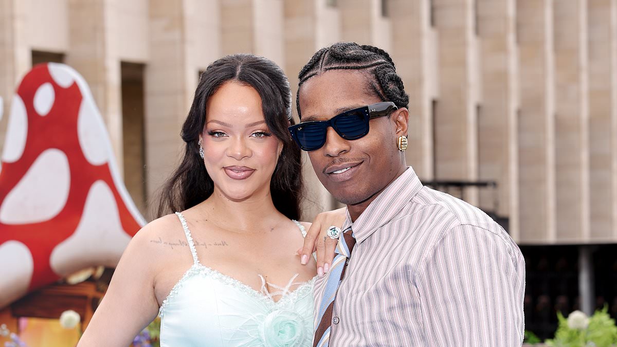 Rihanna and A$AP Rocky Praying for a Girl Ahead of Third Child