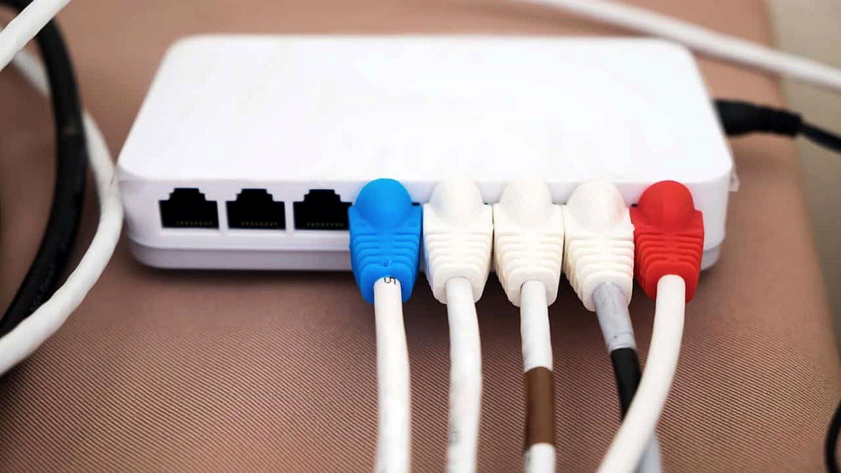 Modern router hardware and connected devices