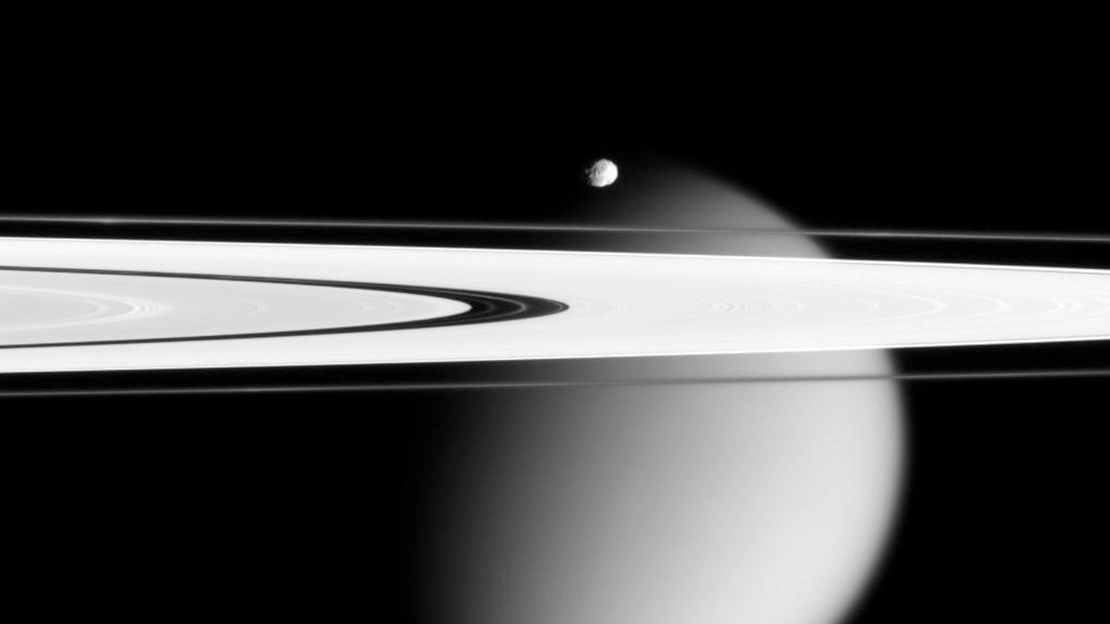 New study questions Titan’s buried ocean, suggesting ice, slush and pockets of water instead