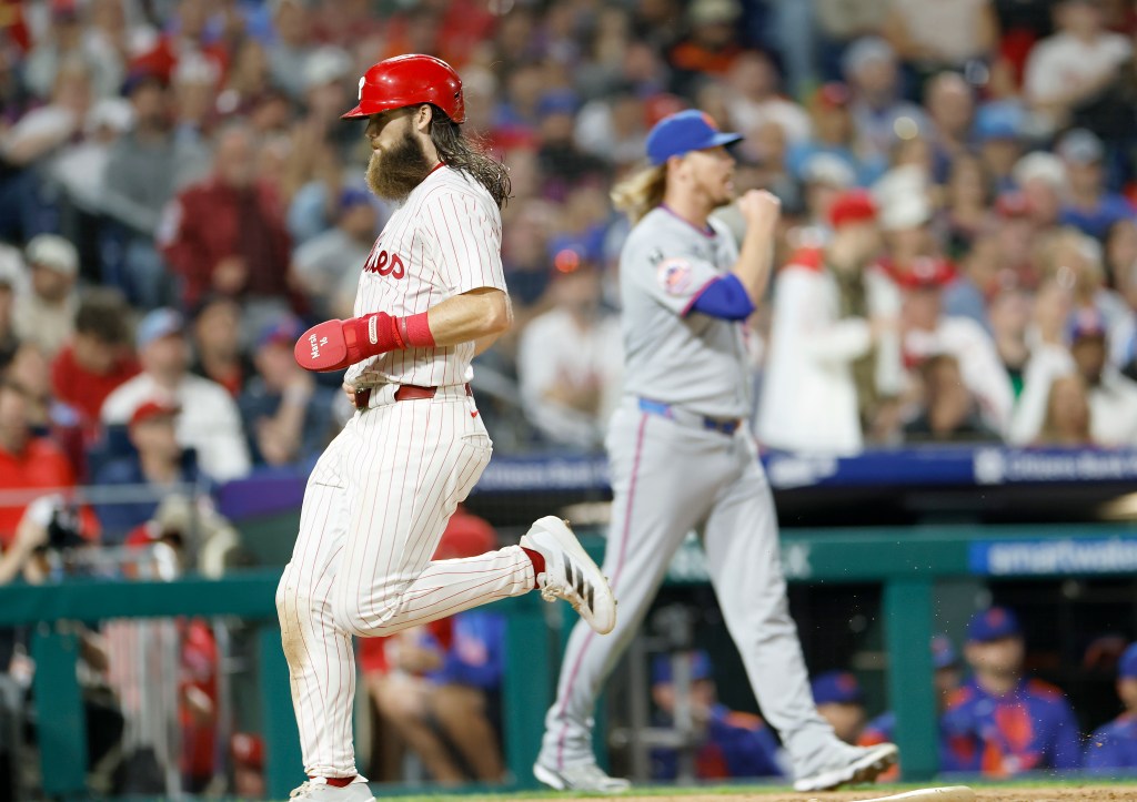 Philadelphia’s Otto Kemp drives in run