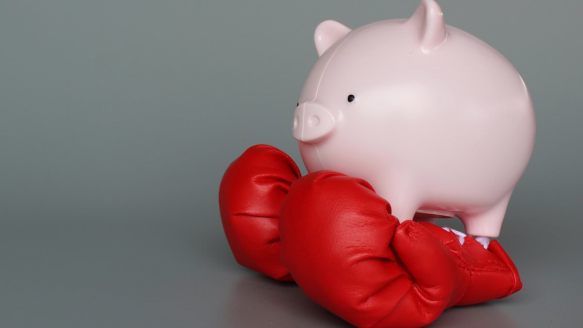 Inflation cools to 3.2% as savers gain ground with thousands of accounts beating inflation