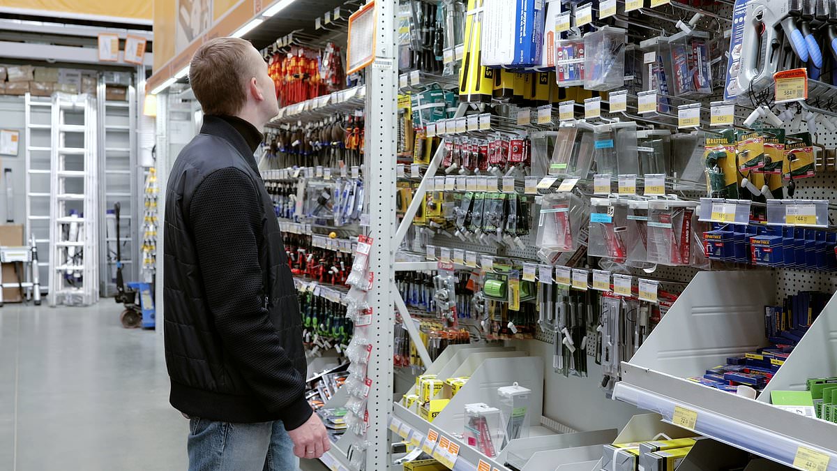 DIY giant Toolstream falls into administration, 111 jobs cut ahead of Christmas