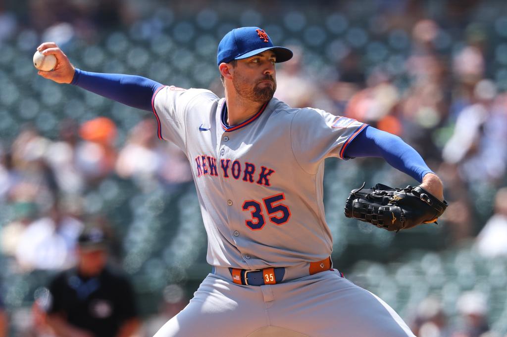 Holmes Draws Start as Mets Seek Breakthrough in Crucial Series at Phillies