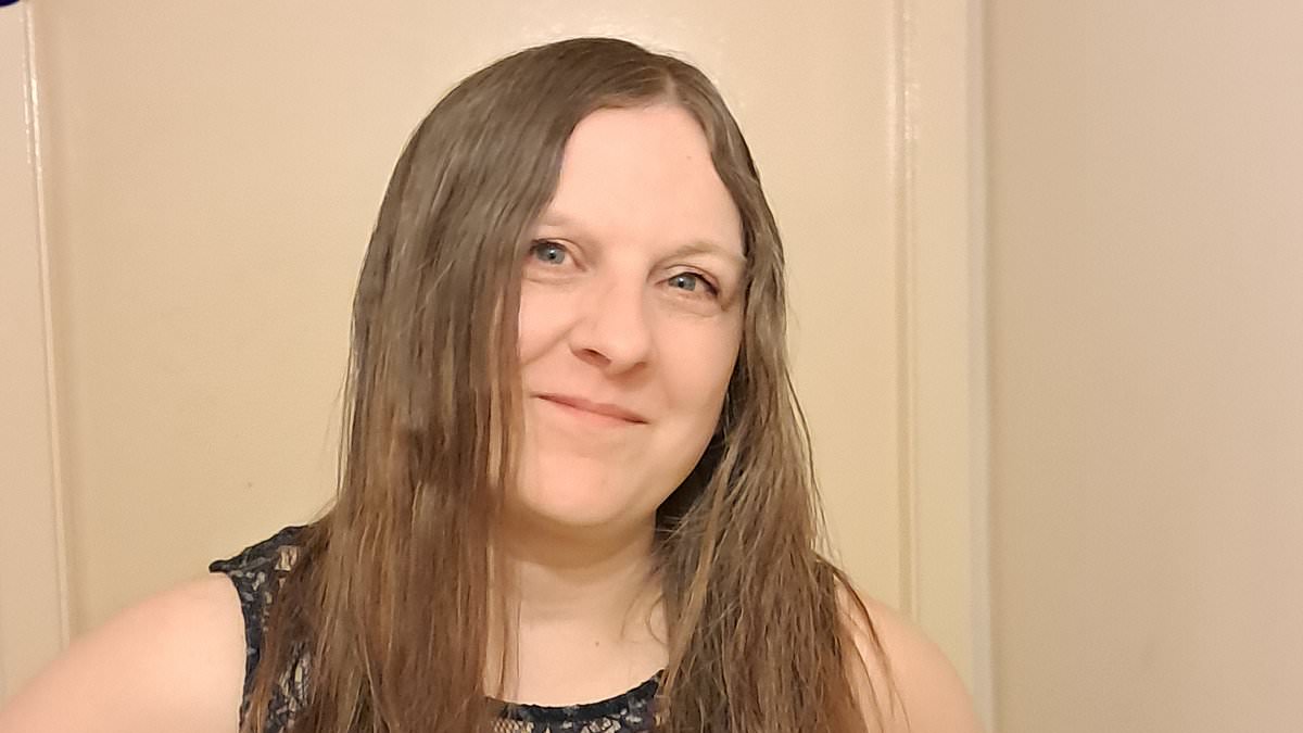 Woman diagnosed with autism at 45 says decades of bullying and isolation now make sense