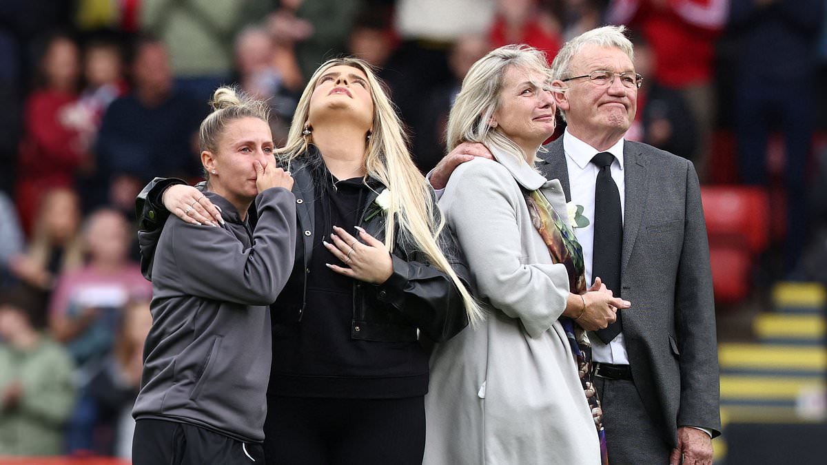 Fans press Sheffield United to retire Maddy Cusack’s No. 8 amid club scrutiny