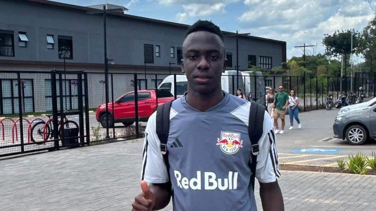 Colombian youth striker Eder Smic Valencia dies in car crash days before reported MLS move