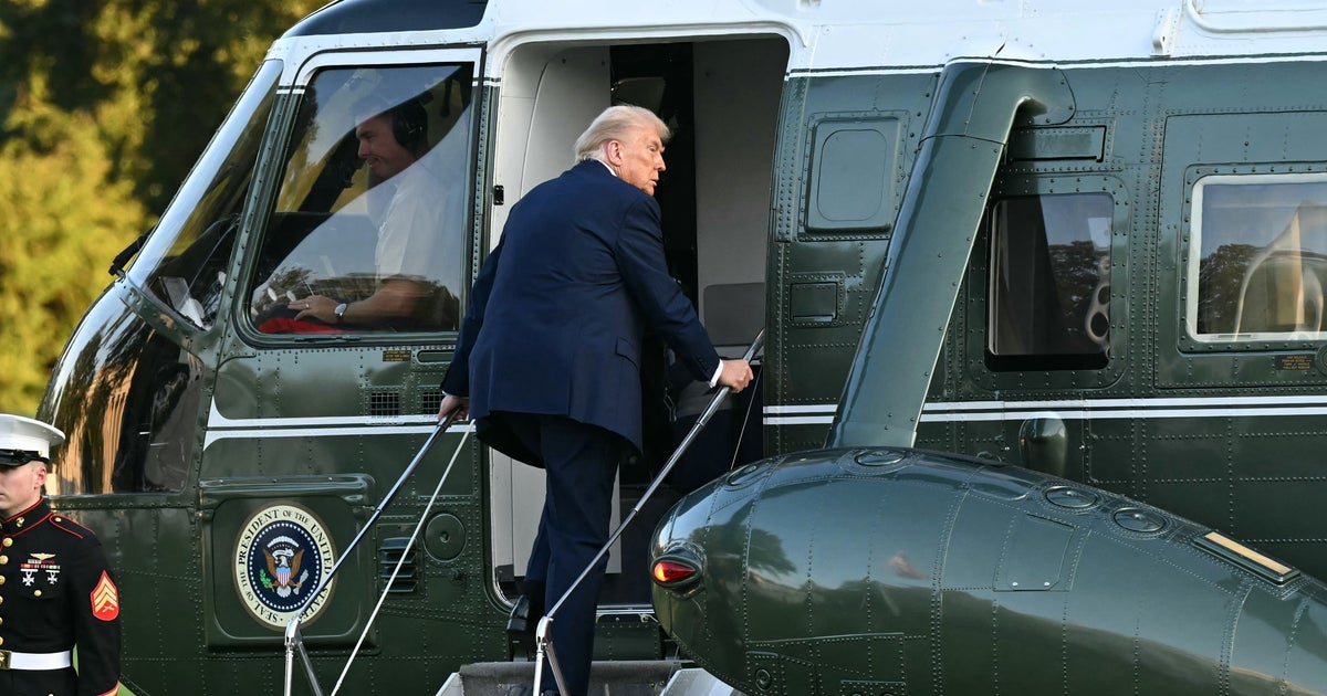 Man Charged With Shining Laser Pointer At Marine One Aboard Trump