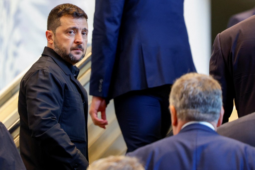 Zelensky says he’s ready to step aside after Russia war ends