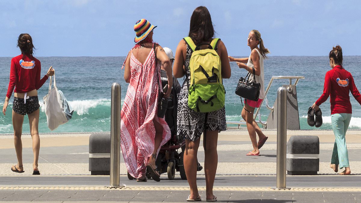 Queensland measles outbreak: second alert issued as cases rise on Gold Coast and in Cairns