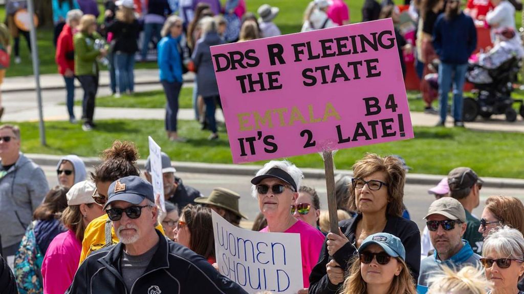 Abortion Bans Are Driving Medical Residents Away and Deepening Doctor Shortages