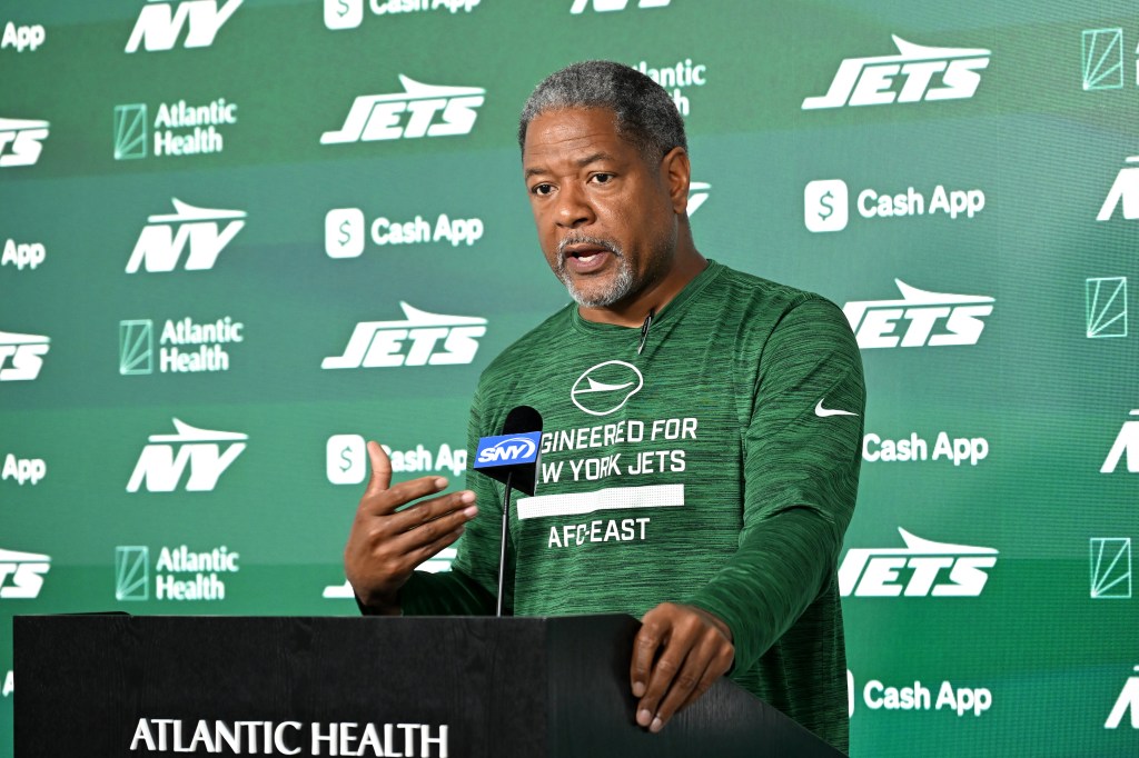 Wilks disputes Mayfield grievance as Jets focus on finishing against Dolphins