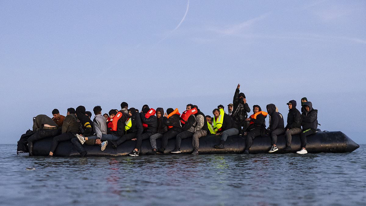 UK migrant arrivals top 1,100 over two days as government deal with France faces strain