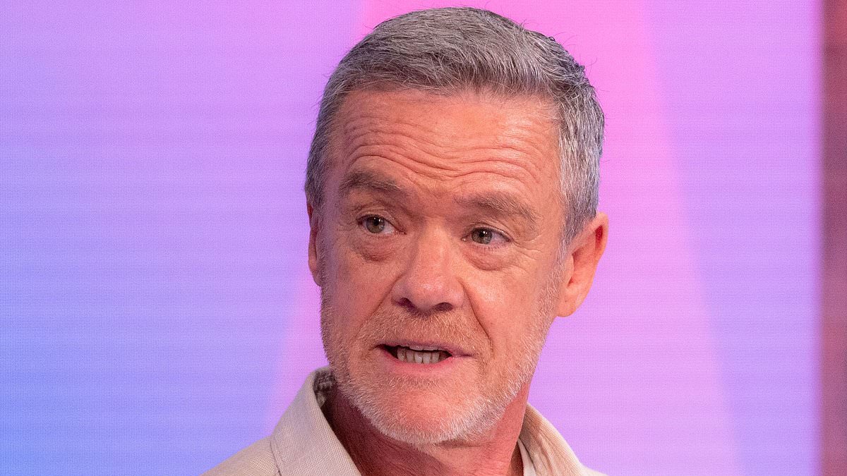 Strictly's Stefan Dennis opens up about family tragedy that haunts him ahead of dance floor debut