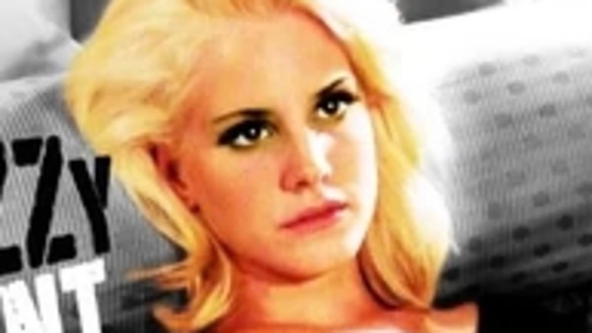Lana Del Rey denies nose-job rumors, admits minor filler; album Stove eyed for late January release