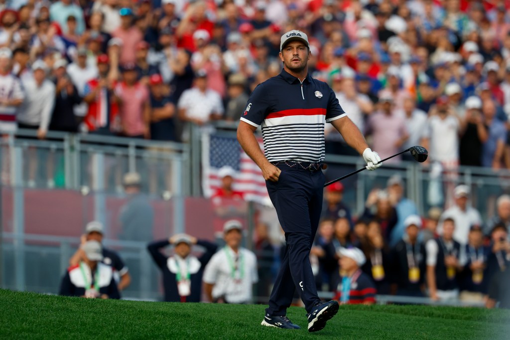 Ryder Cup fans gripe about audio issues plaguing start of tournament