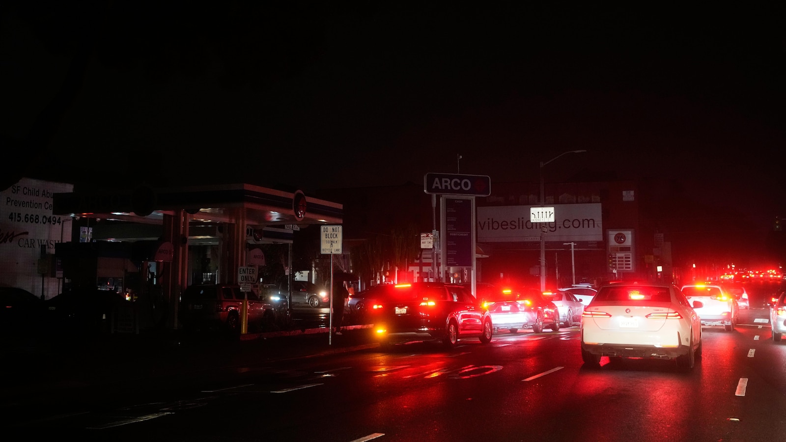 San Francisco outage leaves 130,000 without power as PG&E investigates cause