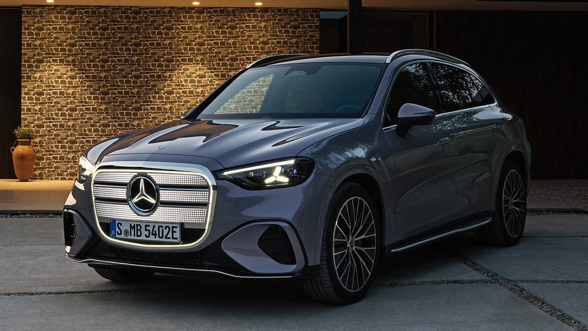 Mercedes unveils electric GLC that mirrors petrol model and adds AI 'superbrain'