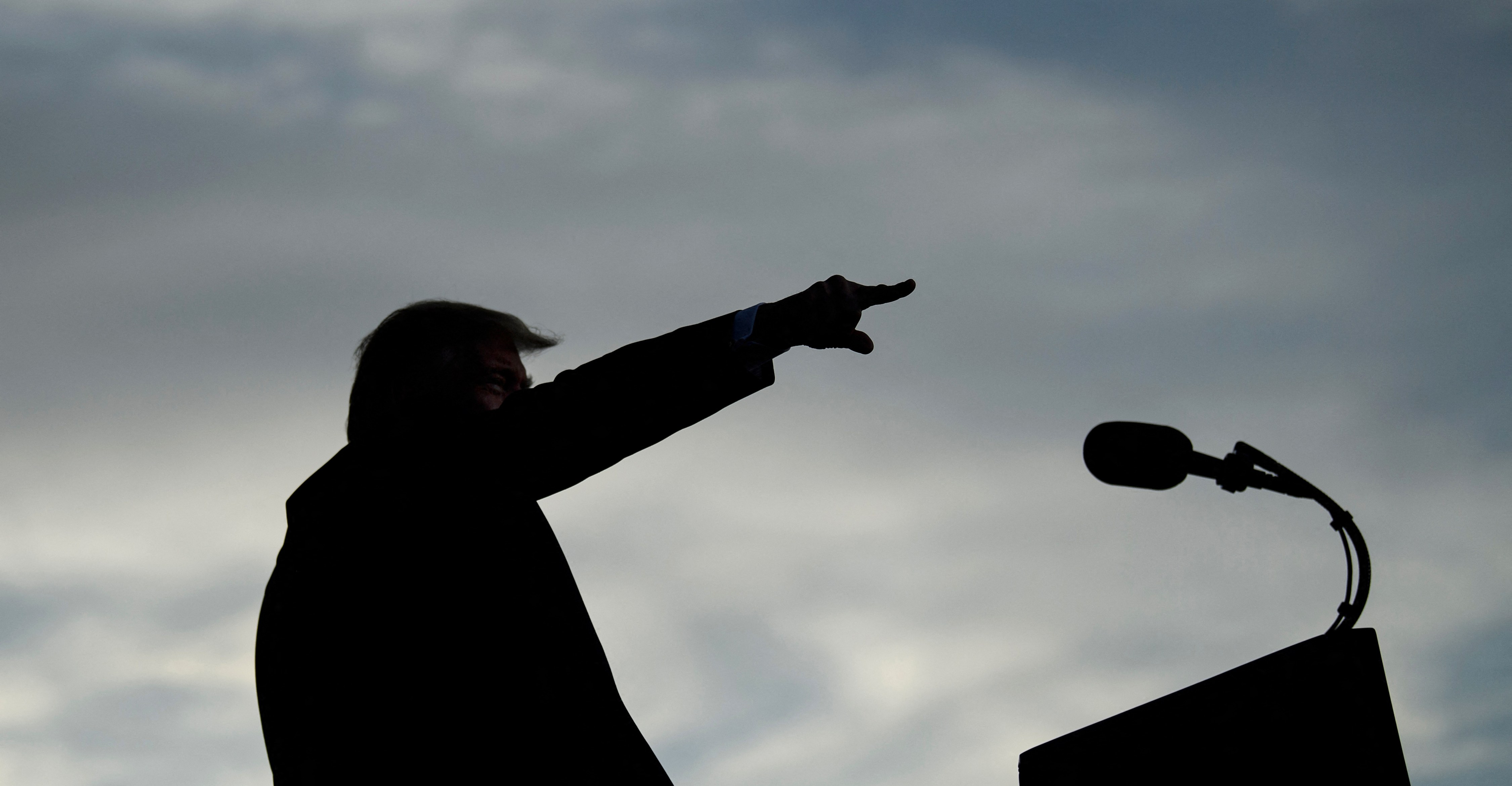 Analysts warn of potential competitive authoritarianism in the United States