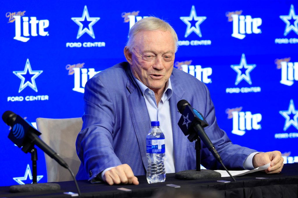 Dallas Cowboys owner Jerry Jones