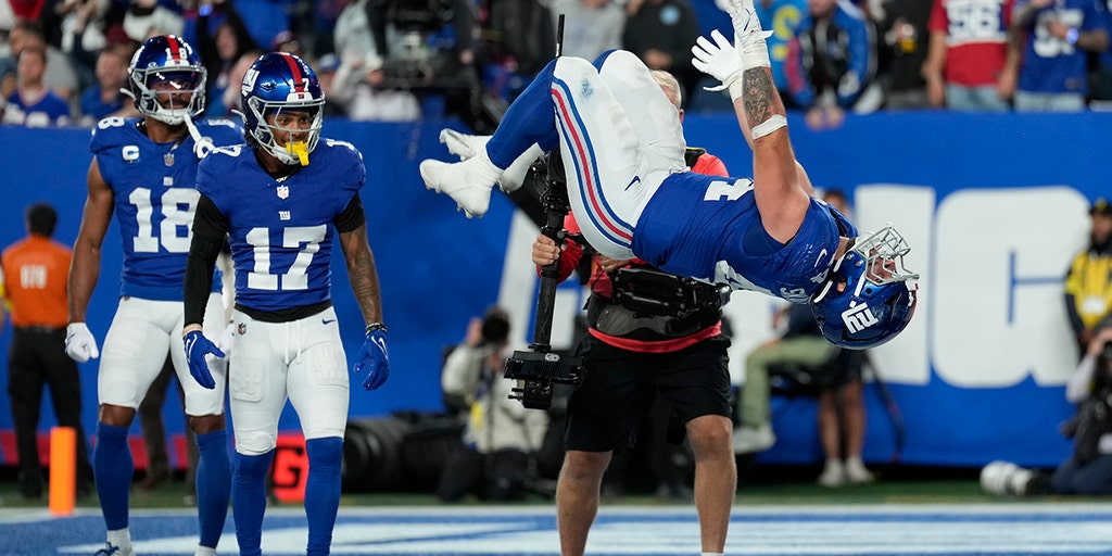 Skattebo's backflip highlights Giants in loss to Chiefs