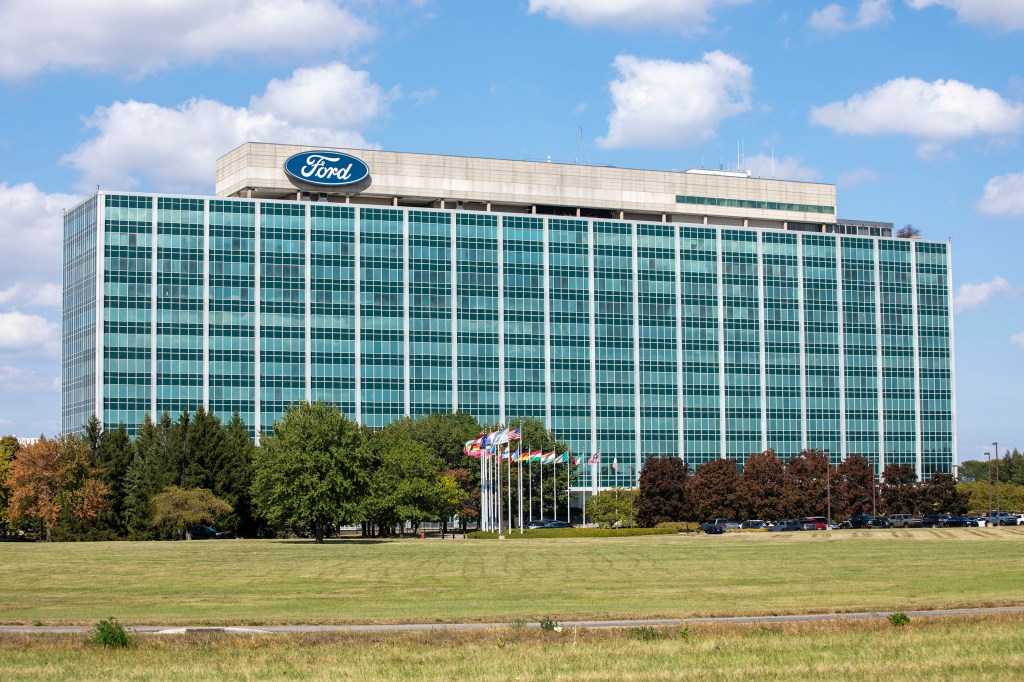 Ford to move world headquarters from Dearborn Glass House to new campus, completion planned by 2026