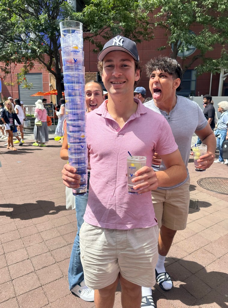 Putting show stands carrying