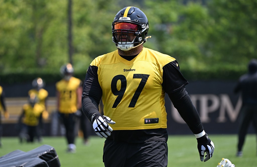 Cam Heyward, Steelers Resolve Contract Standoff; Veteran Cleared to Play vs. Jets
